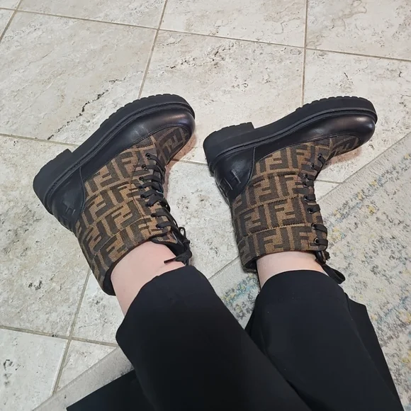 Designer Brown & Black FF Logo High-Top Boots Size 40/US9 - Picture 2 of 13